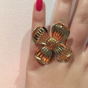 Flower ring